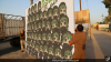 ISISちゃん看板設置中 - Setting up ISIS chan signboard (348).png