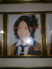 Jurina-KabekakePhoto-AKB48Theater-2.jpg